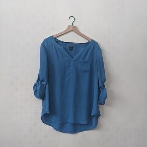 Torrid 0 Cornflower Blue ¾ Sleeve Button Up Blouse